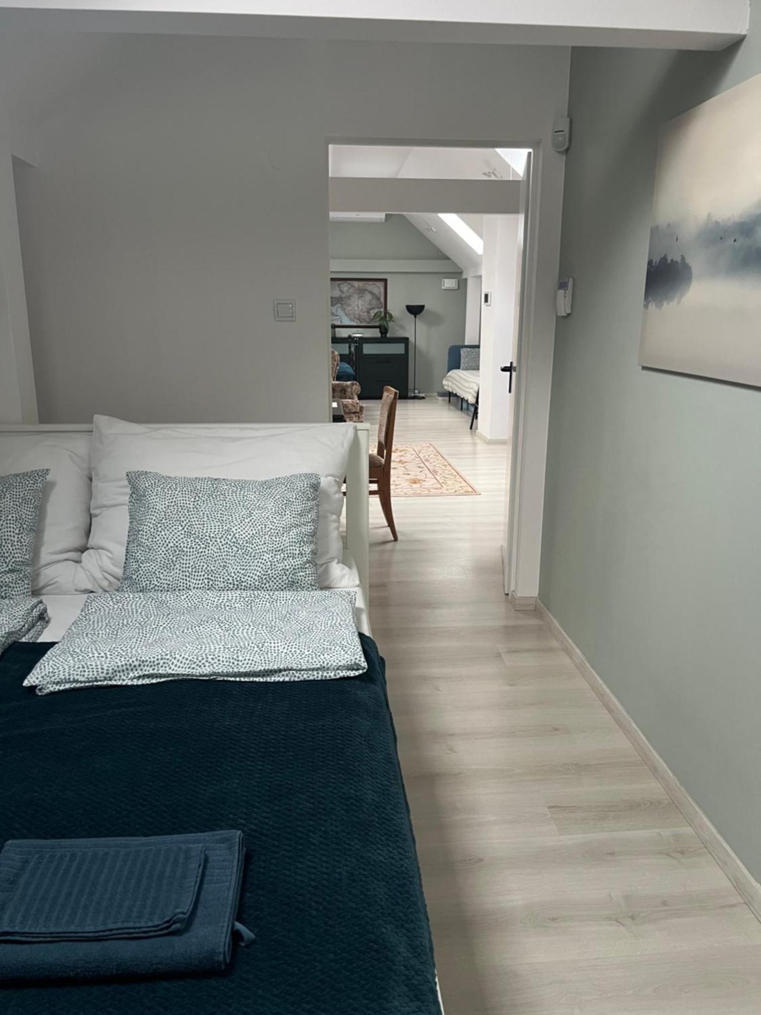 شقة Buekkoes Apartman سنتيندري المظهر الخارجي الصورة