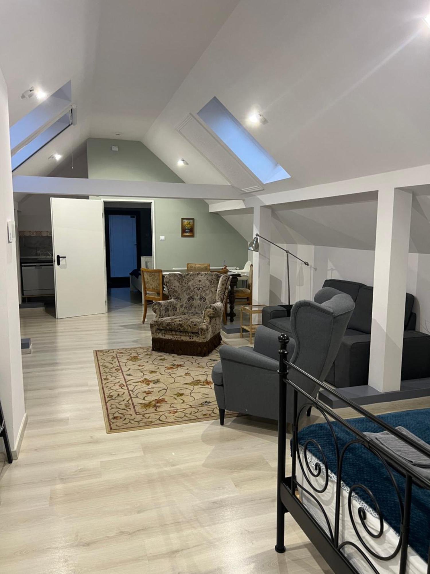 شقة Buekkoes Apartman سنتيندري المظهر الخارجي الصورة